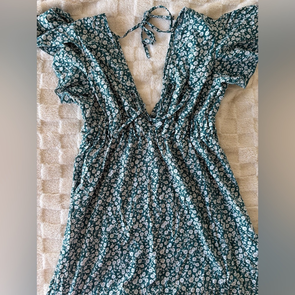 Floral V-Neck Maxi Dress